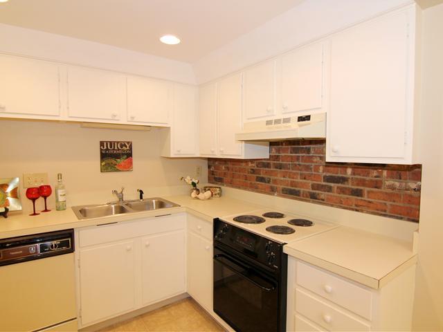 3600 Reed Road, Unit 22 Upper Arlington, OH 43220 - Photo 7 of 25