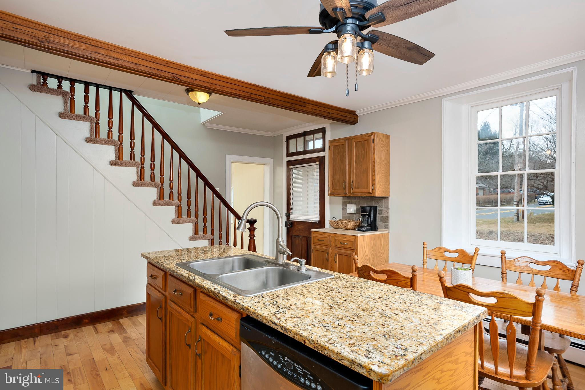 1555 Wesley Road Finksburg, MD 21048 - Photo 3 of 37