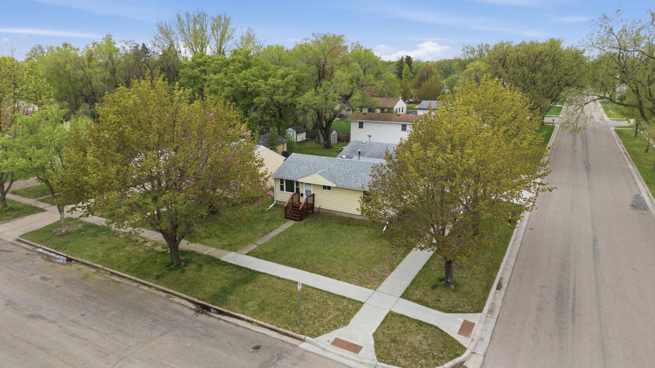 621 19th Street North Moorhead, MN 56560 - Photo 33 of 41