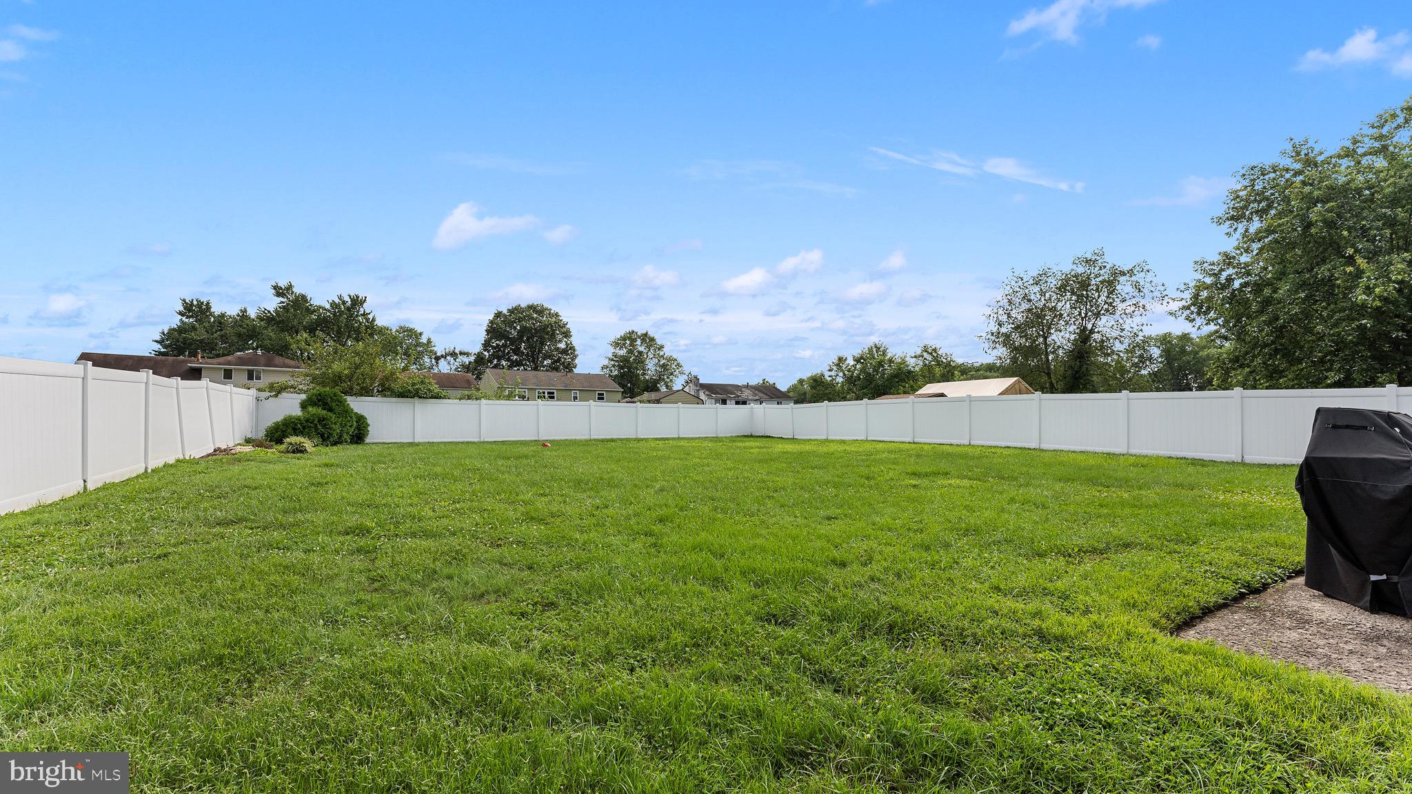 1024 Surrey Road Somerdale, NJ 08083 - Photo 5 of 28 Huge Backyard