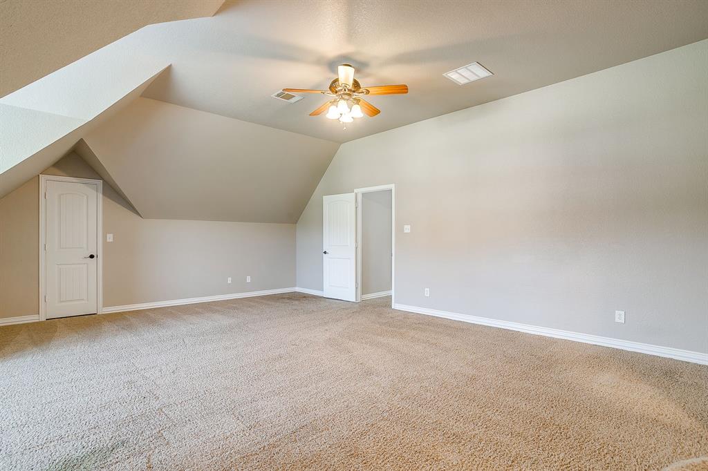 9549 Dickson Road Fort Worth, TX 76179 - Photo 26 of 40