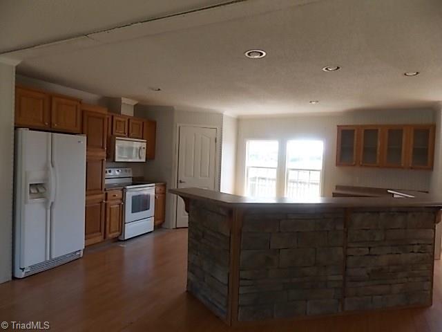319 Brewer Road Seagrove, NC 27341 - Photo 4 of 26