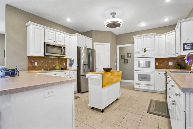 $485,000 | 329 Persimmon Circle, Boonville, IN 47601