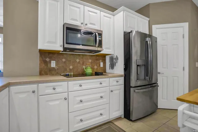 $485,000 | 329 Persimmon Circle, Boonville, IN 47601