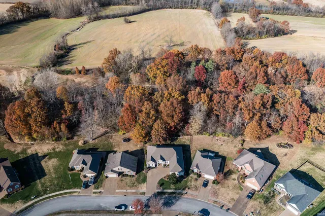 $485,000 | 329 Persimmon Circle, Boonville, IN 47601