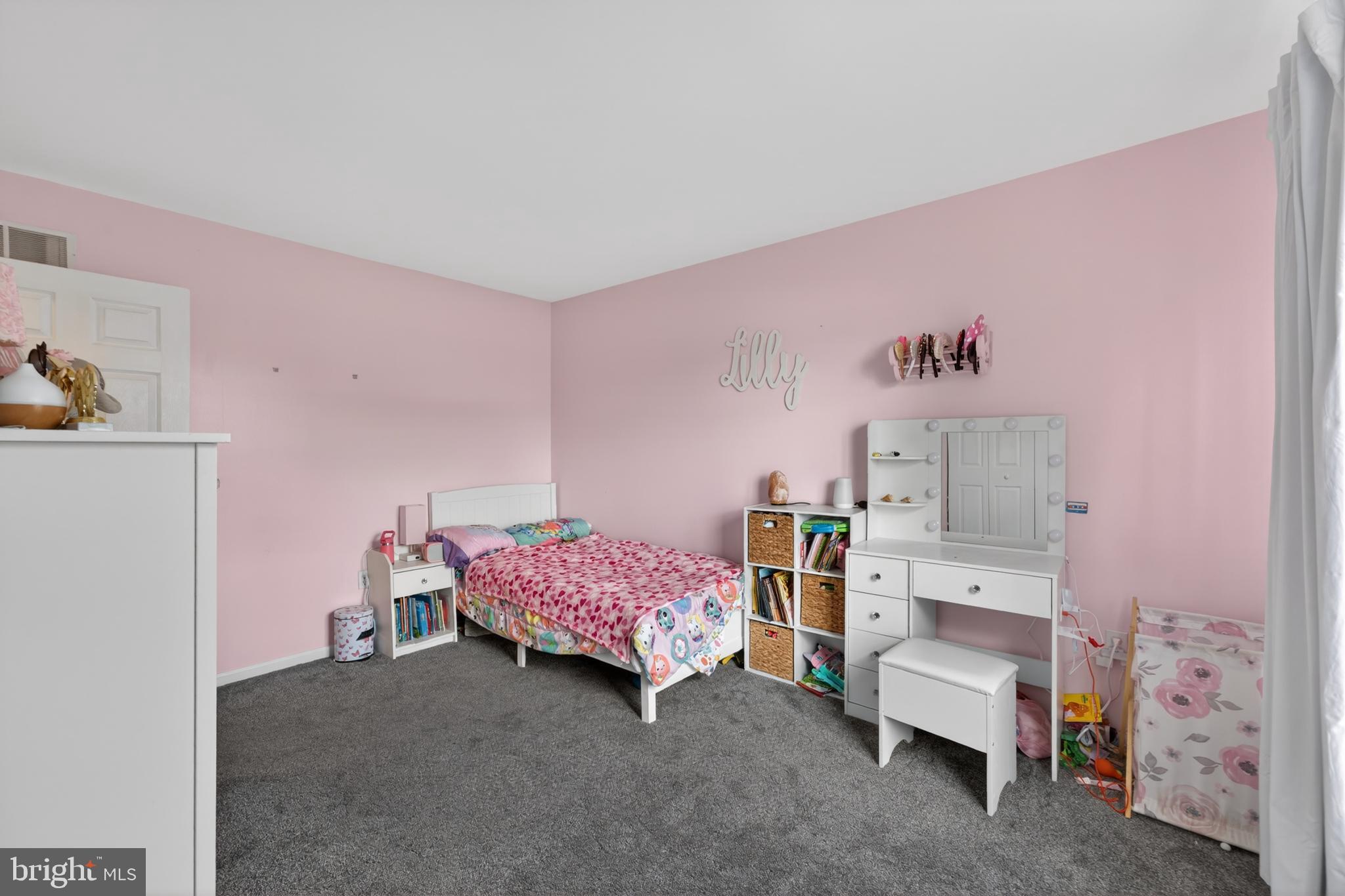 3 Birchgrove Road Newark, DE 19702 - Photo 28 of 41 Large Bedroom 2