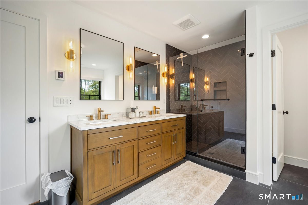 38 Hickory Lane Ridgefield, CT 06877 - Photo 23 of 40