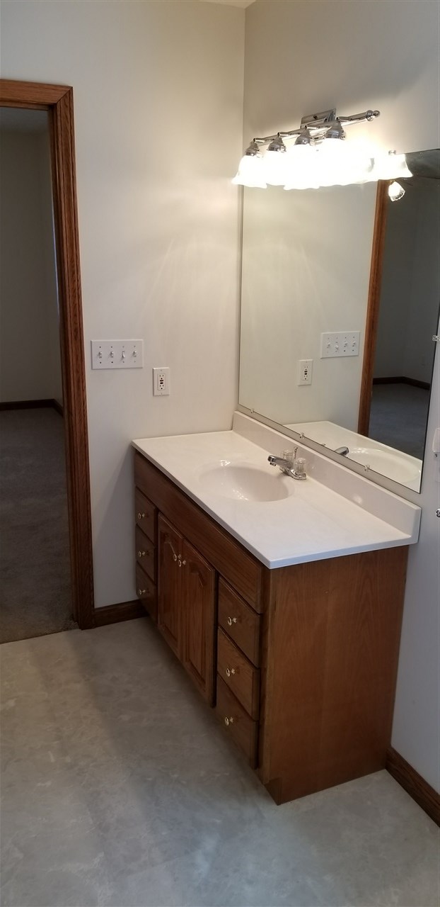 9580 West Carmichael Road Bloomington, IN 47403 - Photo 29 of 36