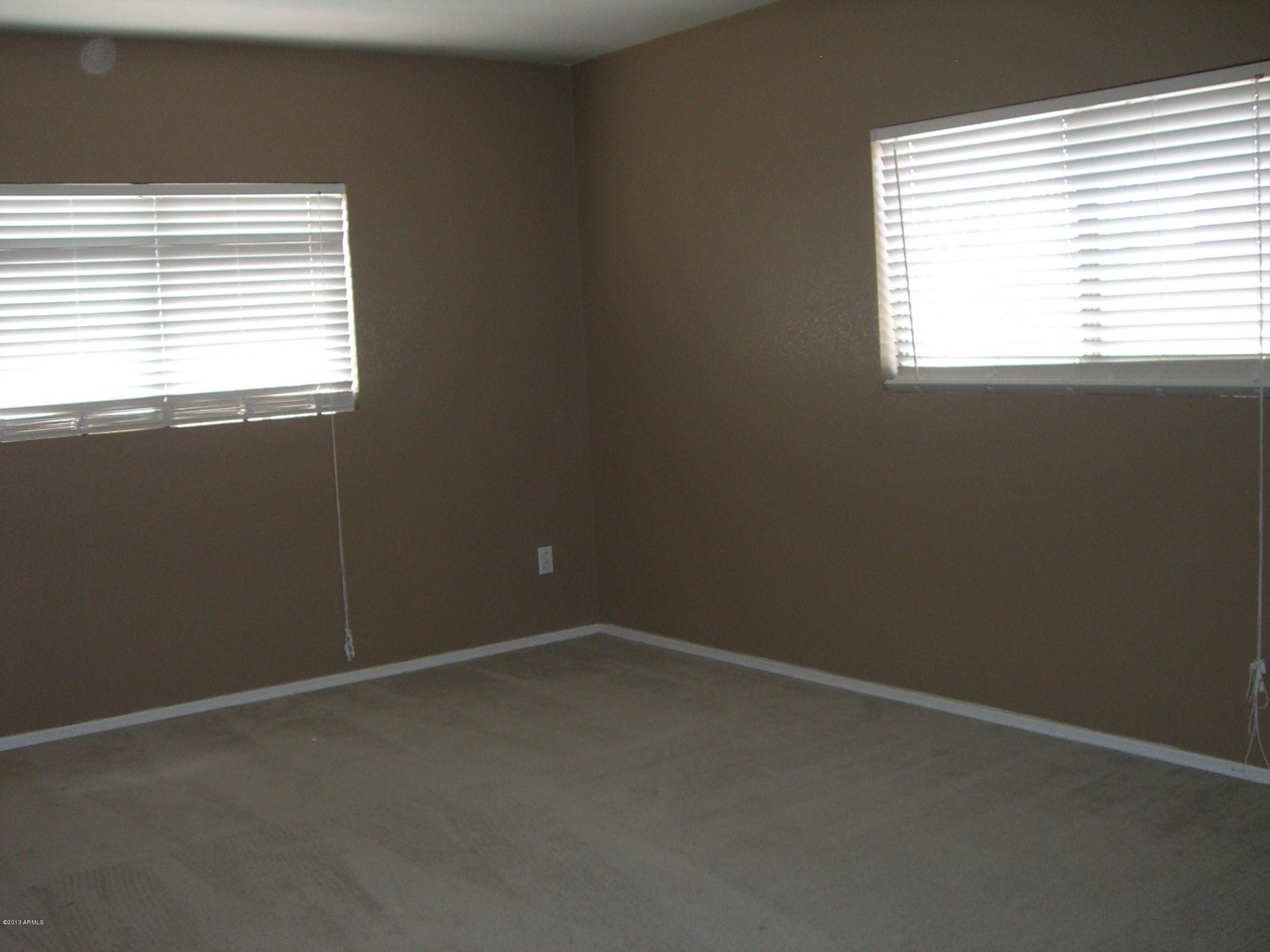 3281 South Martingale Road Gilbert, AZ 85297 - Photo 23 of 34 UPSTAIRS BEDROOM