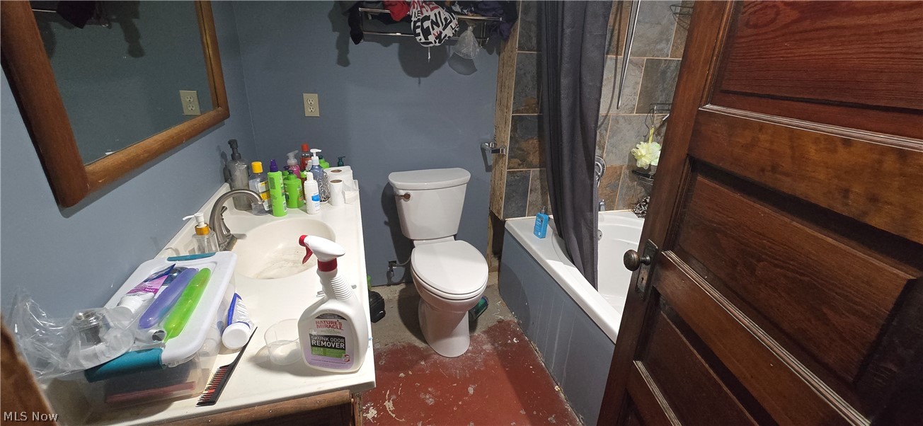1043 Berwin Street Akron, OH 44310 - Photo 13 of 15 Basement Bathroom