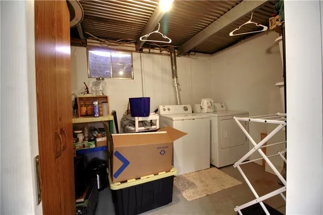 $289,900 | 1705 Countryside Drive, Pittsburg, KS 66762