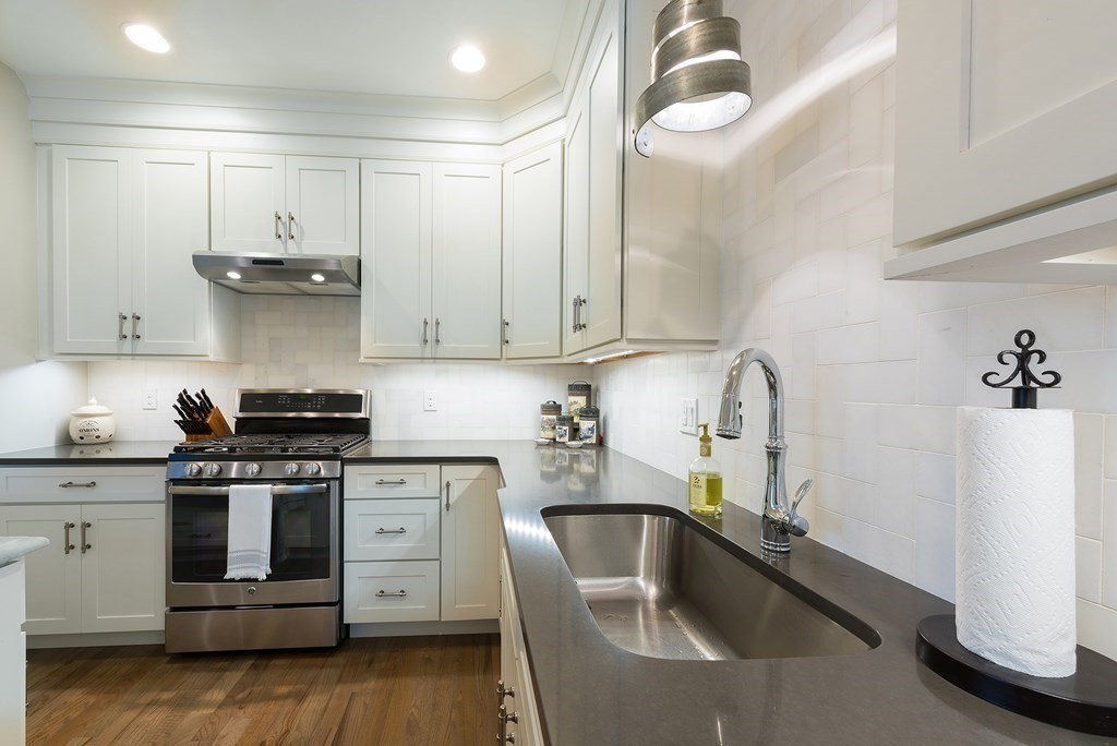 80 Oxbow Road, Unit 80 Framingham, MA 01701 - Photo 8 of 37