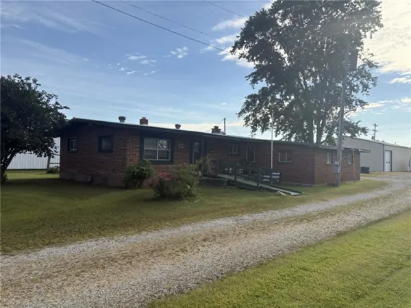 $112,000 | 902 South Jackson Street, Newton, IL 62448