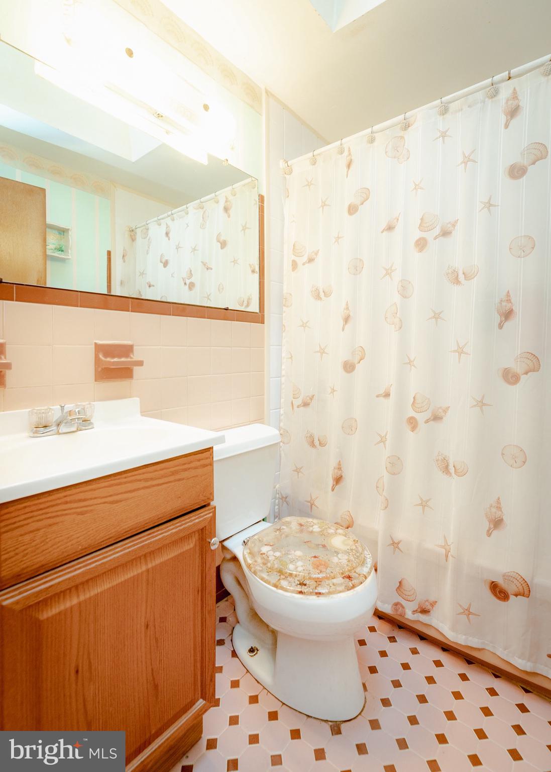 9027 Eastview Road Philadelphia, PA 19152 - Photo 29 of 41 Gallery Image 29