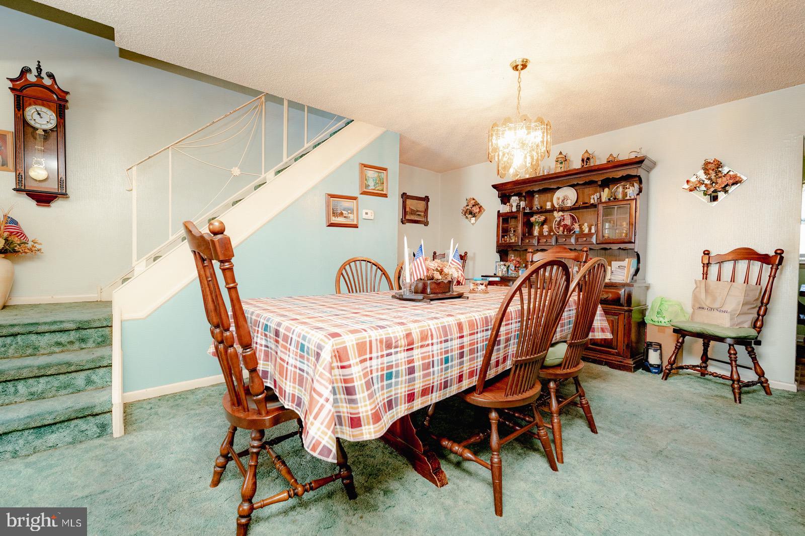 9027 Eastview Road Philadelphia, PA 19152 - Photo 10 of 41 Gallery Image 10