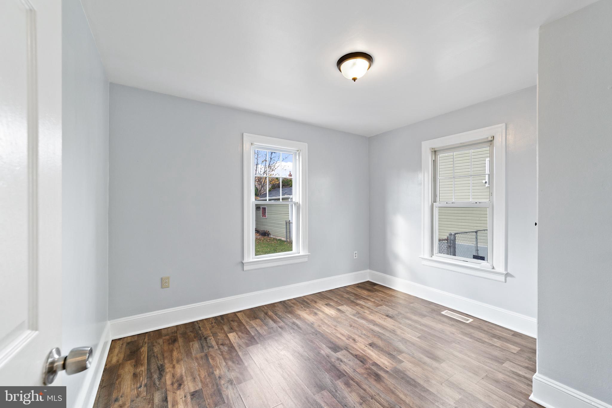 81 Elizabeth Avenue Hamilton, NJ 08610 - Photo 12 of 21