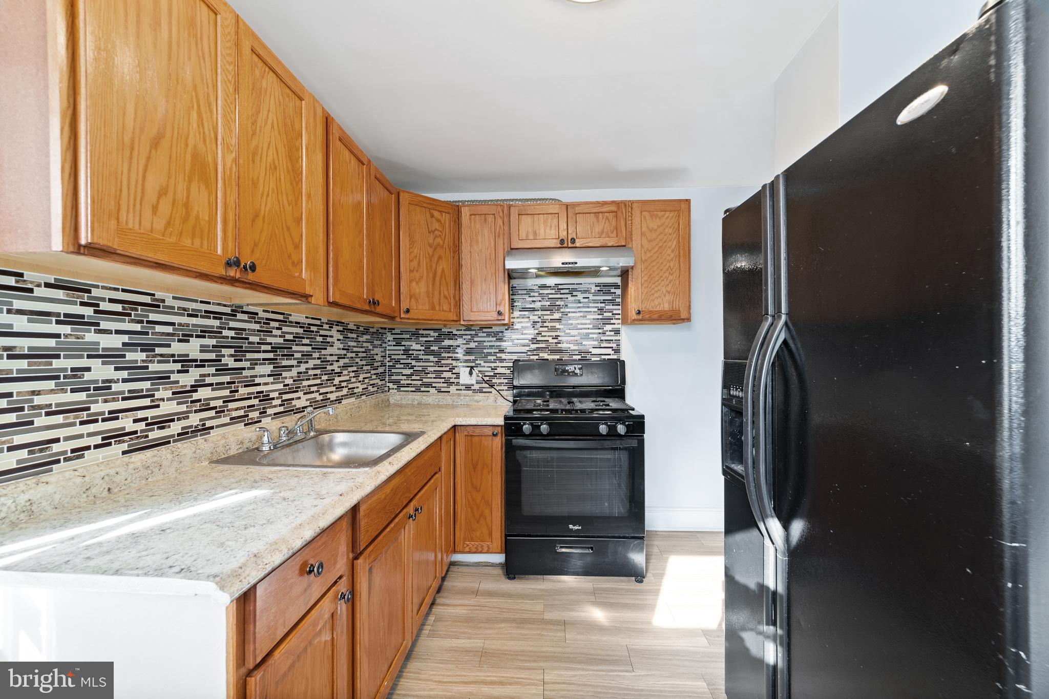 81 Elizabeth Avenue Hamilton, NJ 08610 - Photo 13 of 21