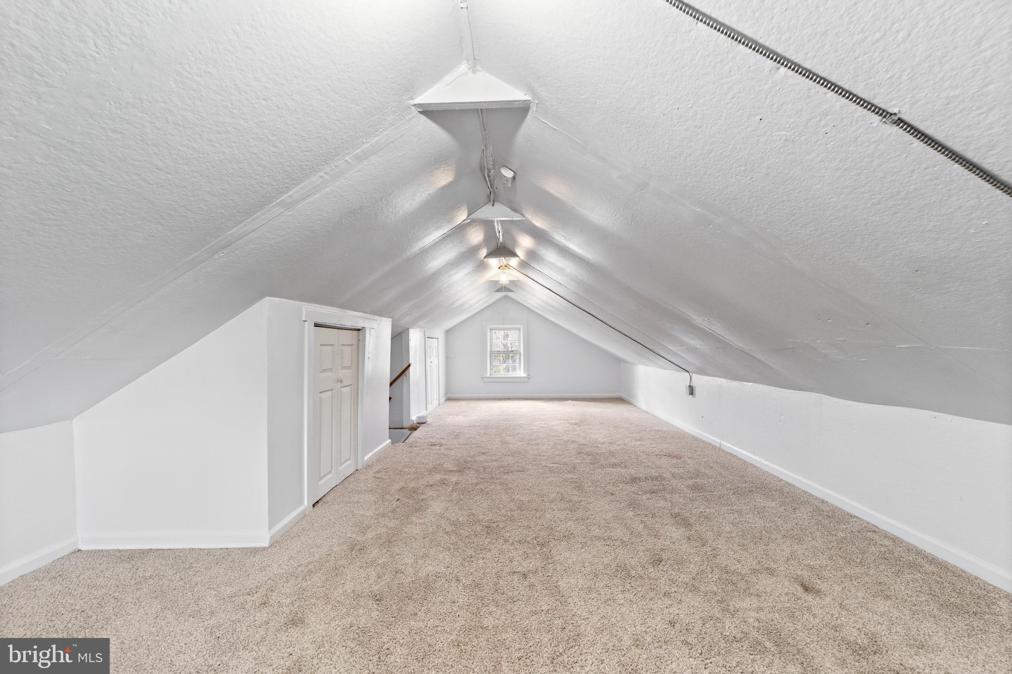 81 Elizabeth Avenue Hamilton, NJ 08610 - Photo 16 of 21