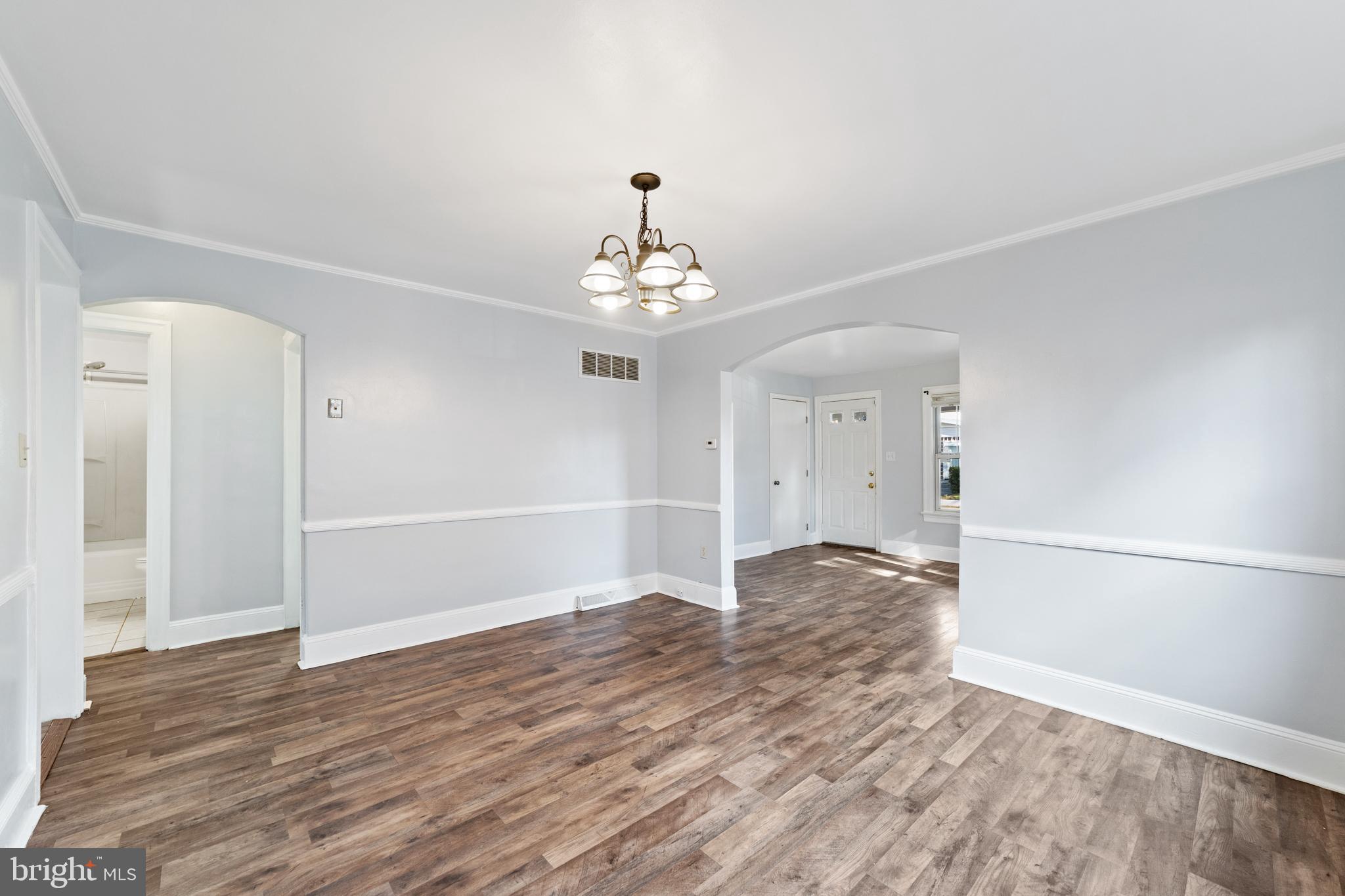 81 Elizabeth Avenue Hamilton, NJ 08610 - Photo 8 of 21