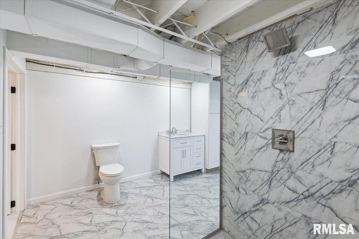 3852 North 3rd Street Clinton, IA 52732 - Photo 28 of 32