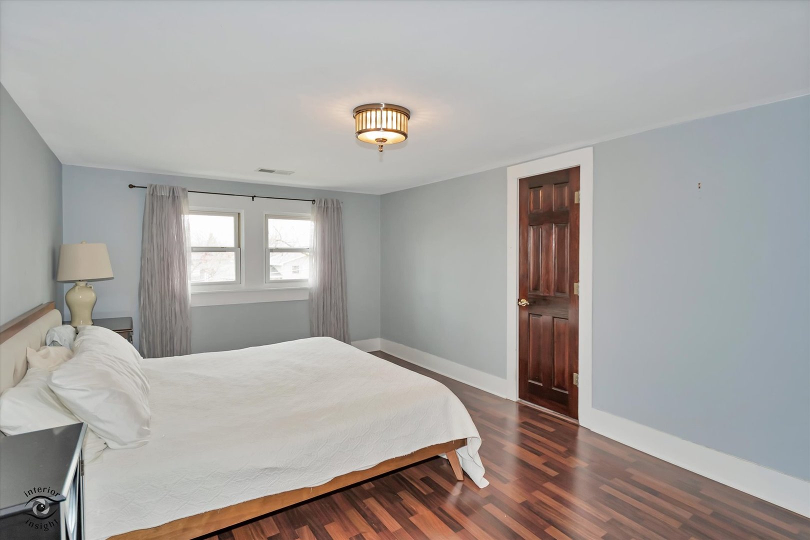256 Center Road Frankfort, IL 60423 - Photo 16 of 26 a bedroom with a bed and a window