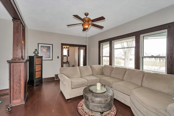$549,900 | 256 Center Road, Frankfort, IL 60423
