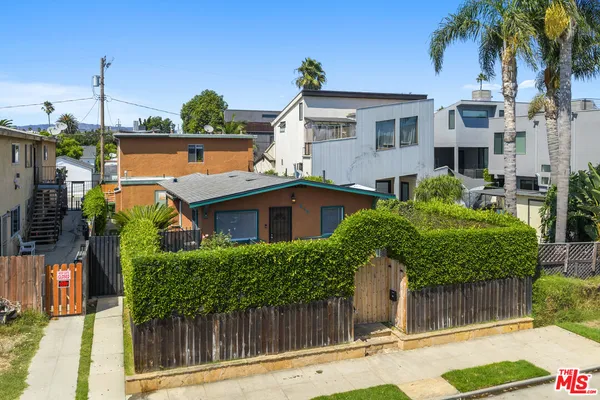 $1,897,000 | 659 Vernon Avenue, Venice, CA 90291