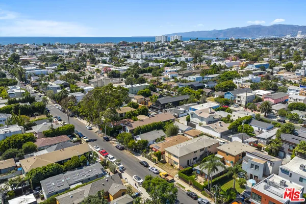 $1,897,000 | 659 Vernon Avenue, Venice, CA 90291