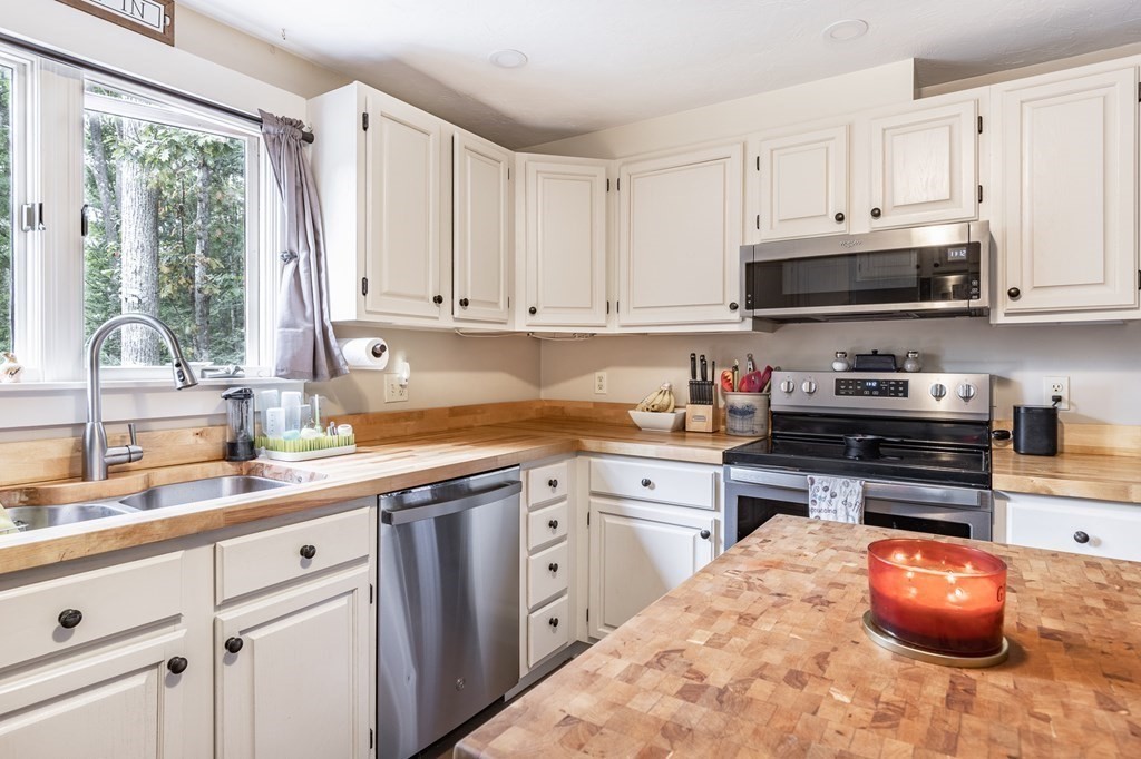 355 Mellen Road Winchendon, MA 01475 - Photo 11 of 42 Gallery Image 11