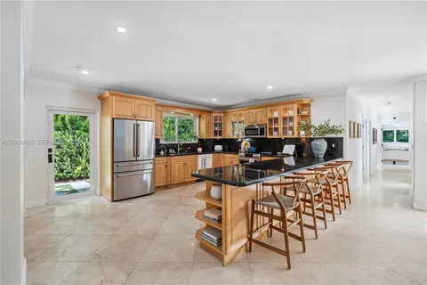 $2,750,000 | 10235 Southwest 58th Court, Pinecrest, FL 33156