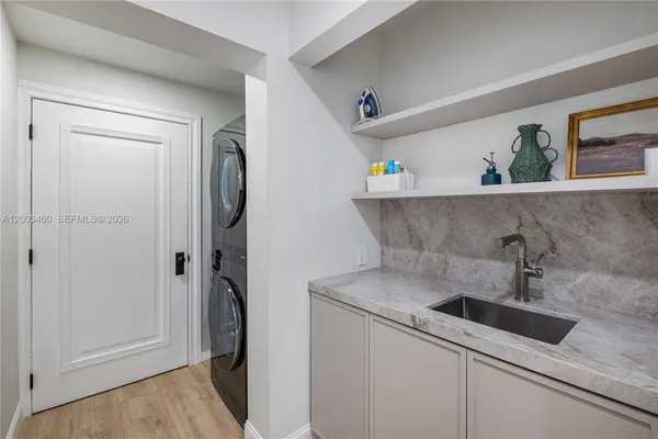 $2,750,000 | 10235 Southwest 58th Court, Pinecrest, FL 33156