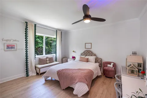 $2,750,000 | 10235 Southwest 58th Court, Pinecrest, FL 33156