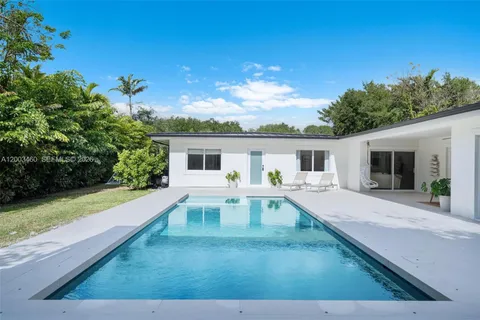 $2,750,000 | 10235 Southwest 58th Court, Pinecrest, FL 33156