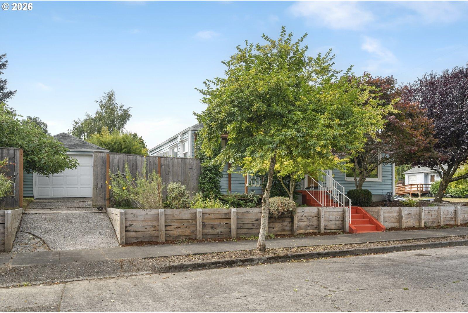 1808 Northeast Rosa Parks Way Portland, OR 97211 - Photo 3 of 48 Gallery Image 3