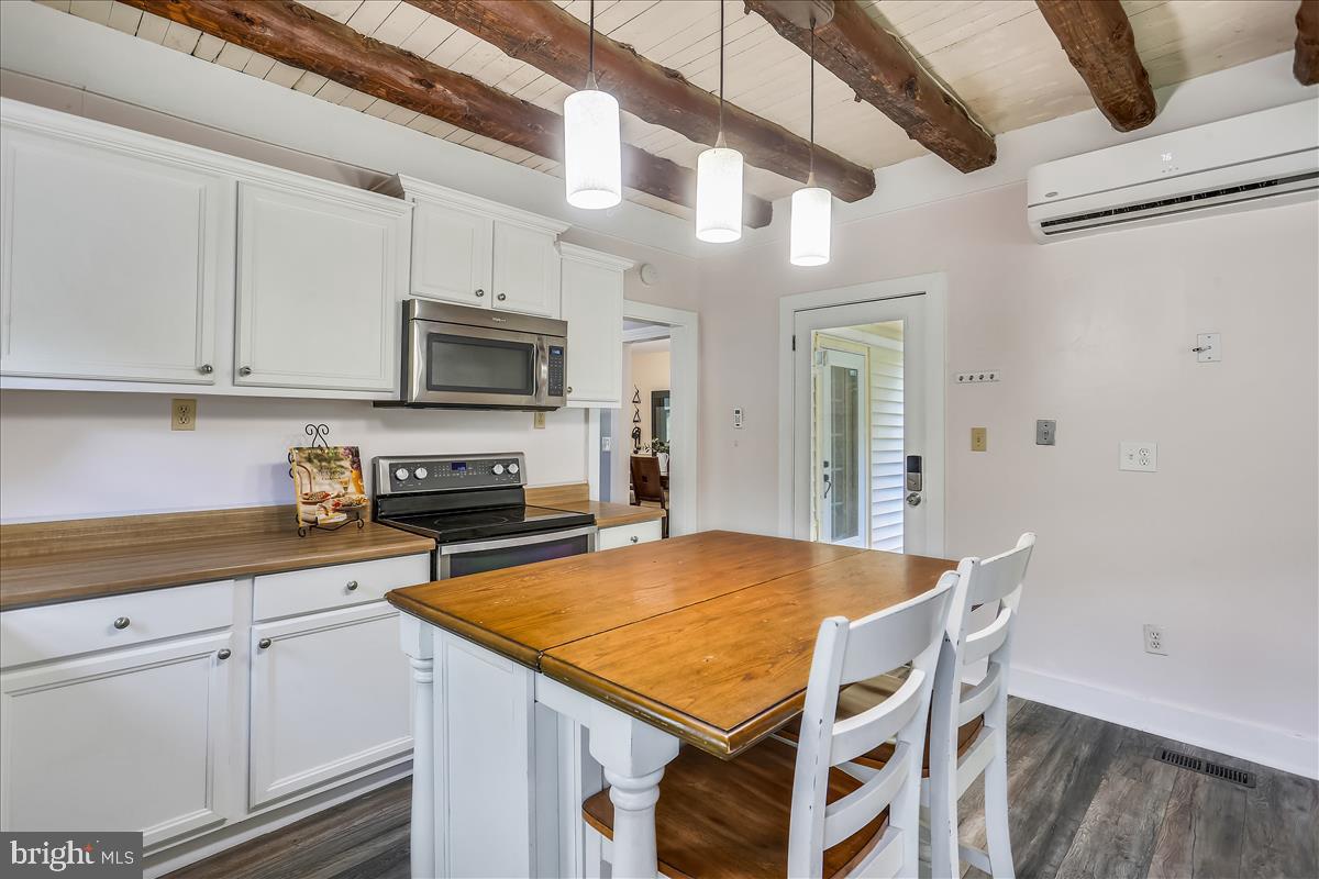 23812 Woodfield Road Gaithersburg, MD 20882 - Photo 14 of 61 Gallery Image 14