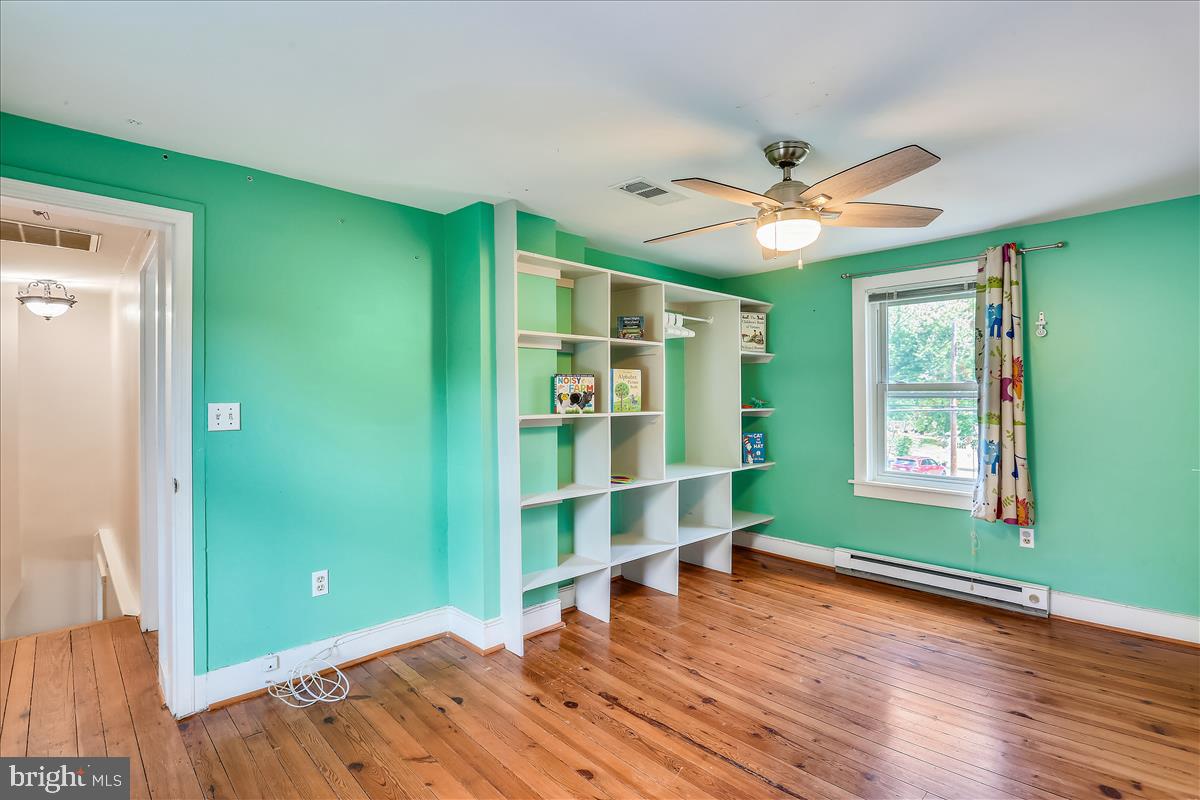 23812 Woodfield Road Gaithersburg, MD 20882 - Photo 24 of 61 Gallery Image 24