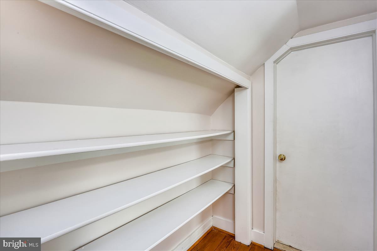 23812 Woodfield Road Gaithersburg, MD 20882 - Photo 28 of 61 Gallery Image 28
