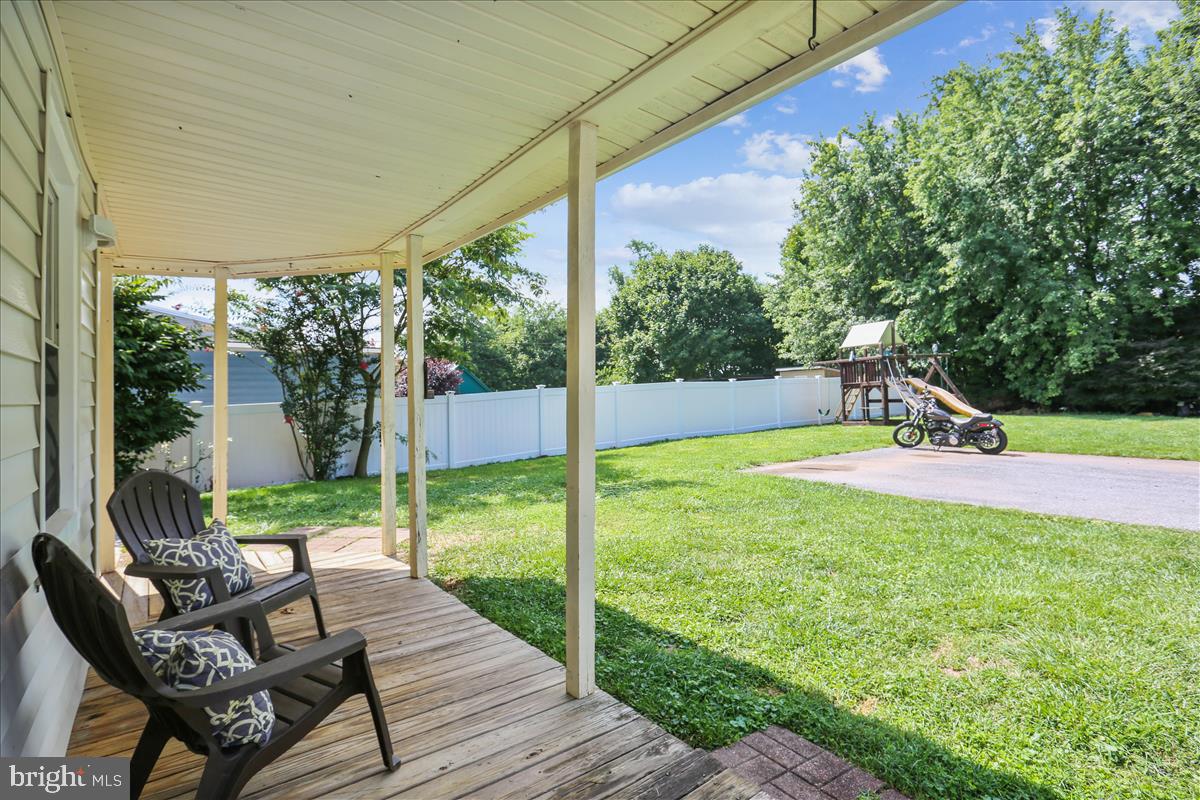 23812 Woodfield Road Gaithersburg, MD 20882 - Photo 52 of 61 Gallery Image 52