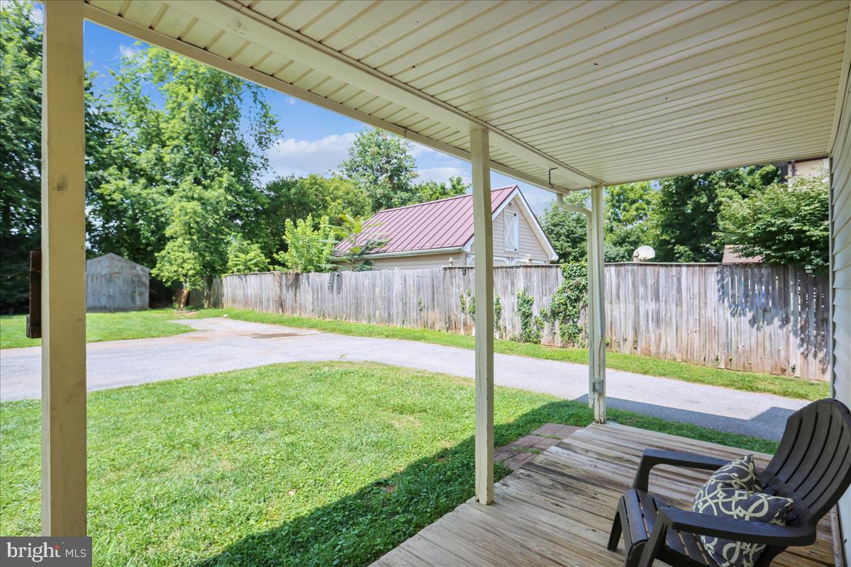 23812 Woodfield Road Gaithersburg, MD 20882 - Photo 53 of 61 Gallery Image 53