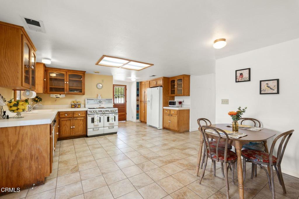 587 North Rice Road Ojai, CA 93023 - Photo 15 of 48
