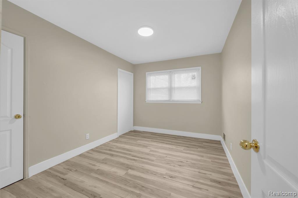 321 Central Street Inkster, MI 48141 - Photo 16 of 28