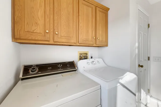 $280,000 | 169 West Meadow Road, Thomaston, ME 04861