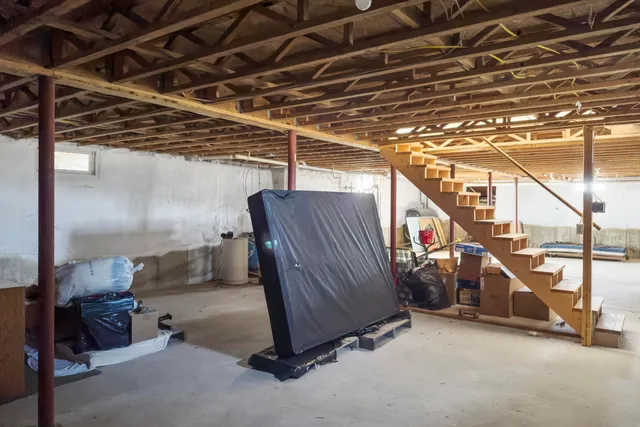 $280,000 | 169 West Meadow Road, Thomaston, ME 04861