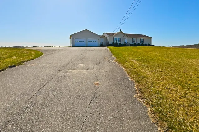 $280,000 | 169 West Meadow Road, Thomaston, ME 04861