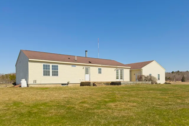 $280,000 | 169 West Meadow Road, Thomaston, ME 04861