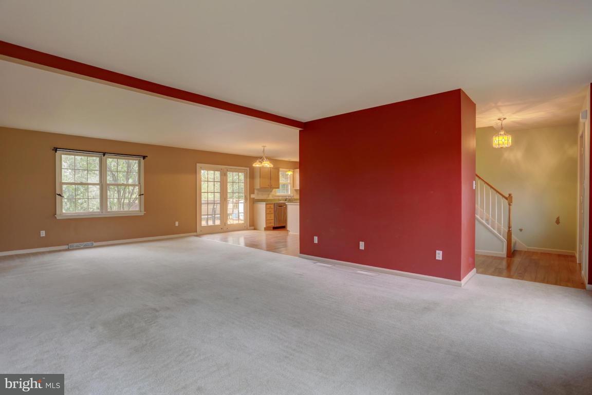 46 Duffield Drive Lititz, PA 17543 - Photo 4 of 34