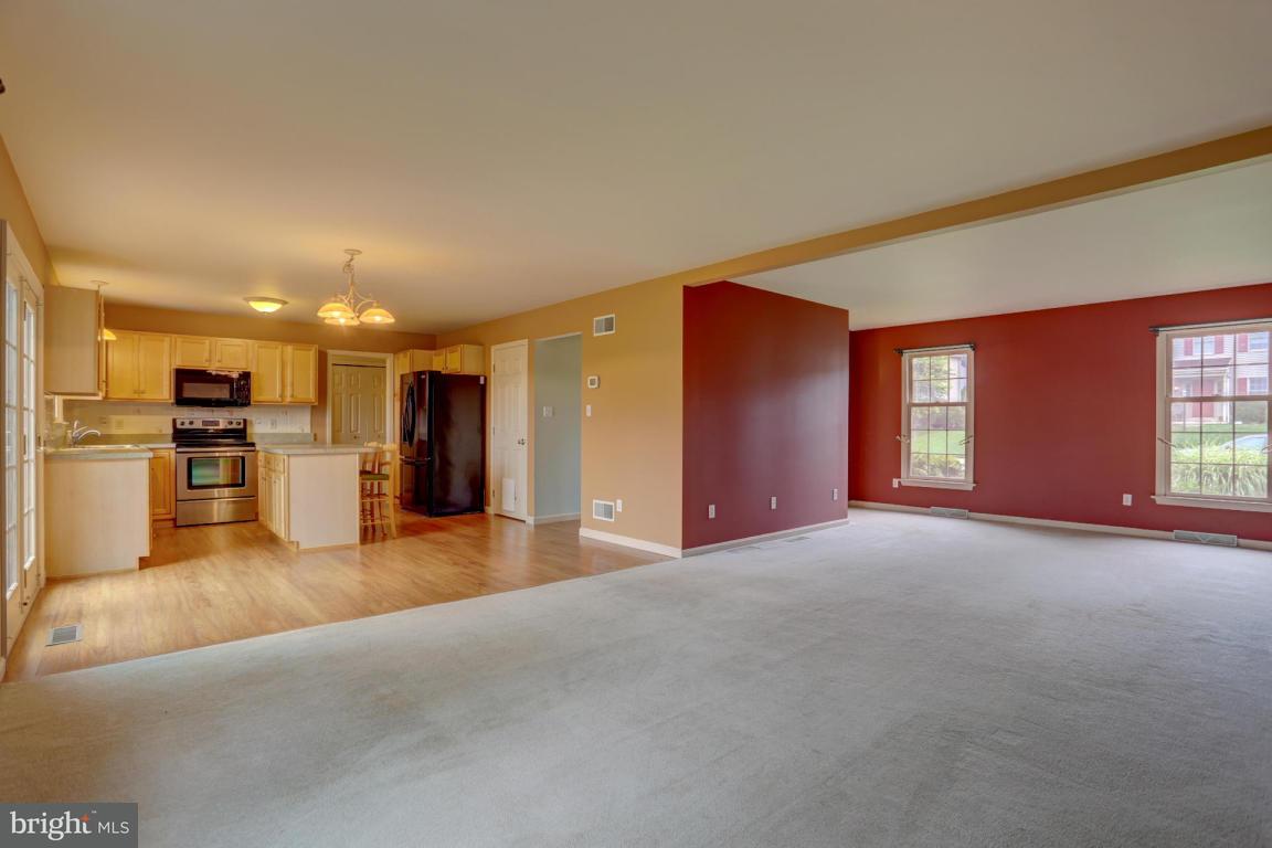 46 Duffield Drive Lititz, PA 17543 - Photo 7 of 34
