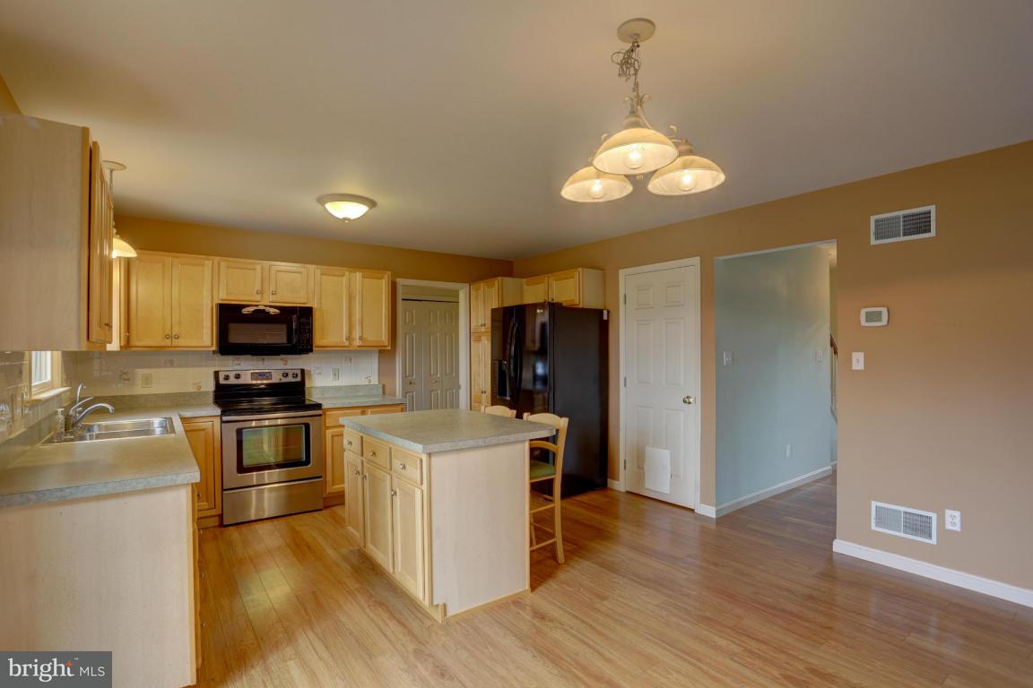 46 Duffield Drive Lititz, PA 17543 - Photo 8 of 34