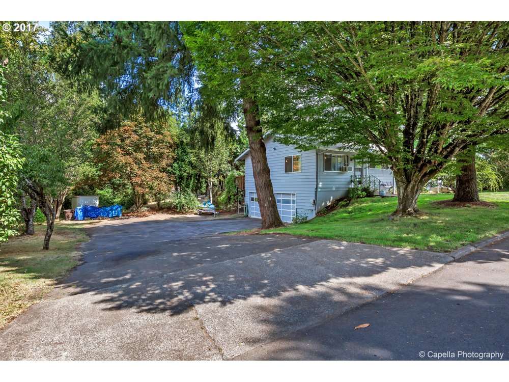 8555 Southwest Pinebrook Street Portland, OR 97224 - Photo 24 of 30 Gallery Image 24