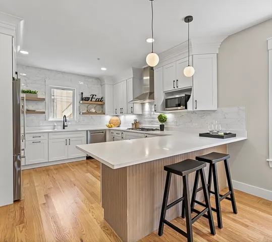 $1,329,900 | 55 Packard Avenue, Unit 1, Somerville, MA 02144